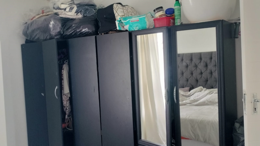 2 Bedroom Property for Sale in Selosesha Free State